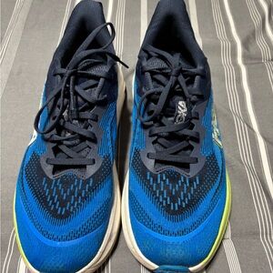 Men's Blue Athletic Shoes